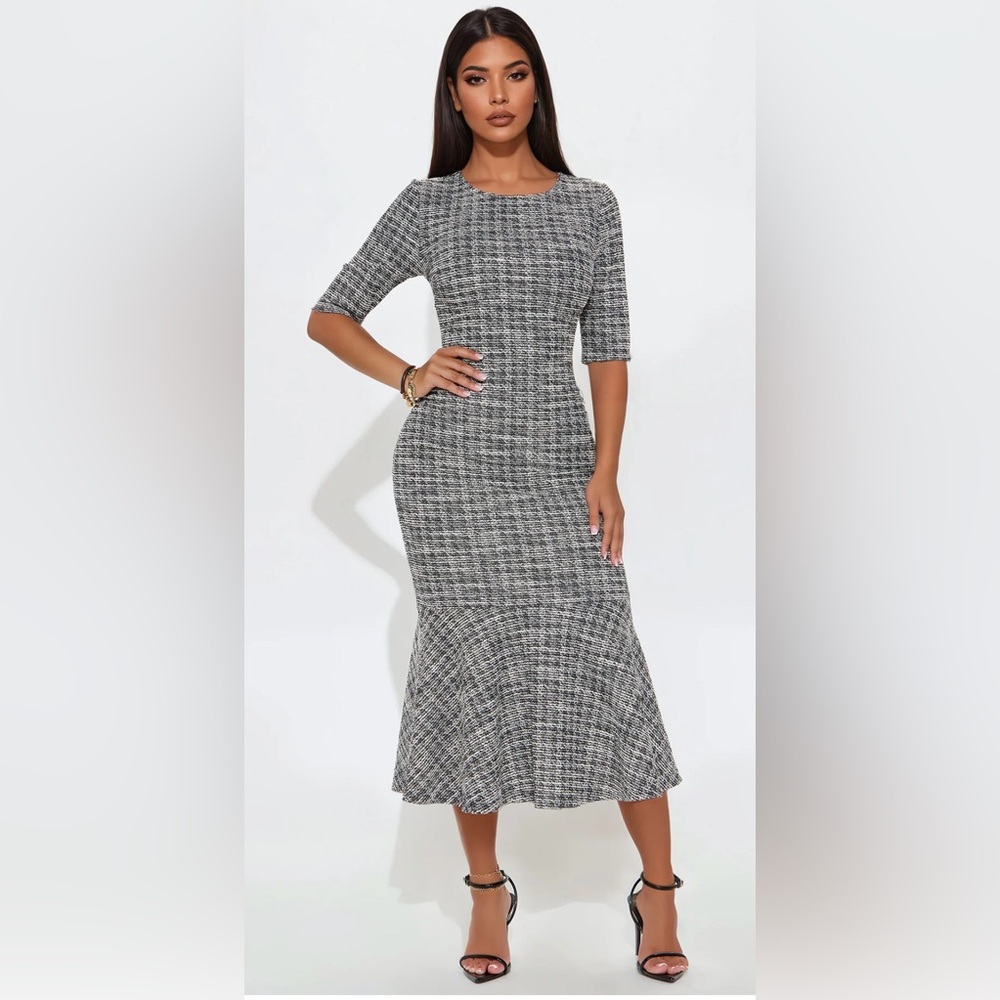 Fashion Nova Cara Stretch Tweed Midi Dress